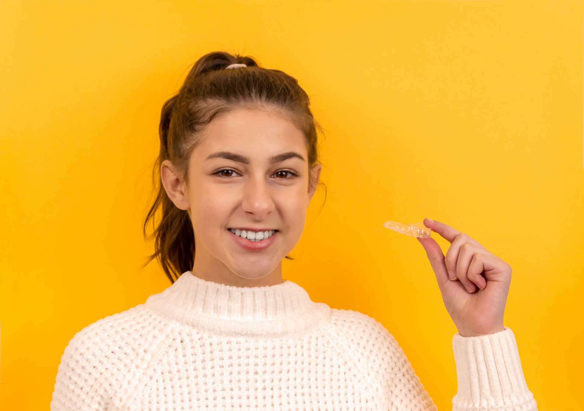 Effective Ways to Combat Common Issues with Invisible Braces