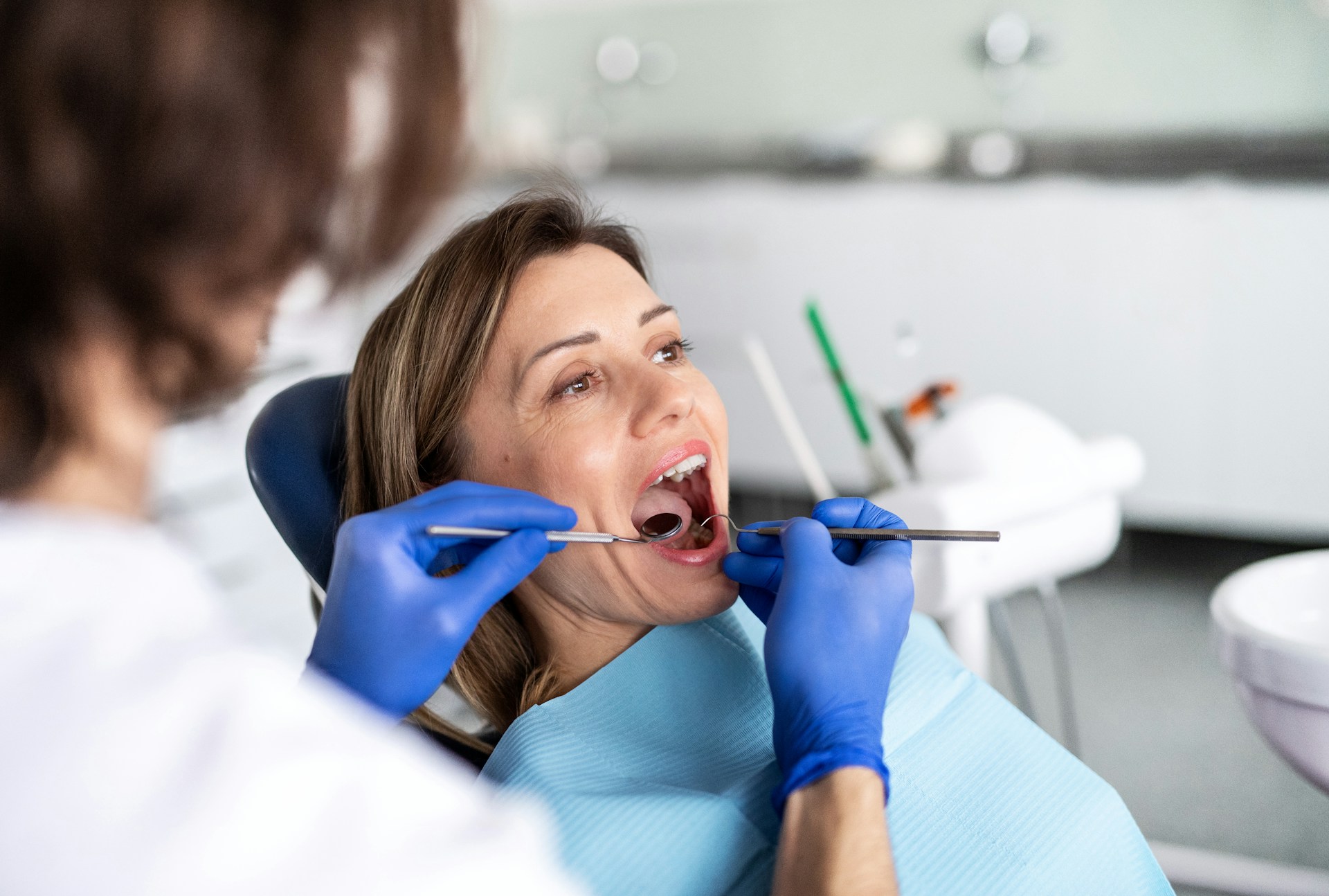 How to Prepare for Your First Visit to a Dentist in Parma
