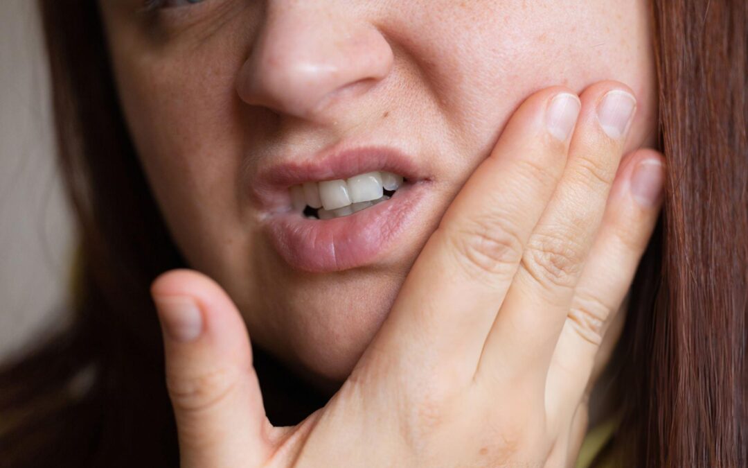 How to Manage Swelling After Wisdom Teeth Extraction